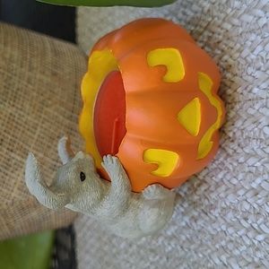 Charming Tails Silvestri 85/510 Pumpkin Votive Retired Rabbit Jack-O-Lantern